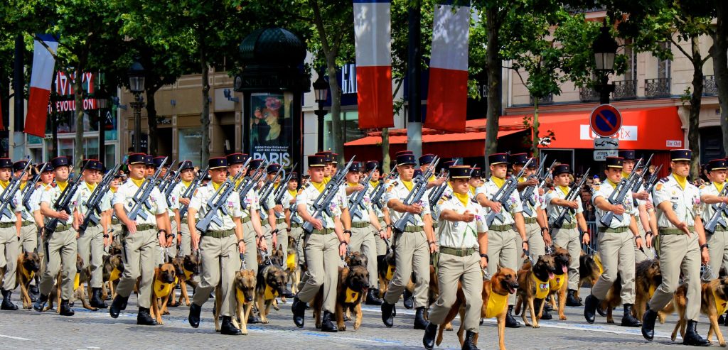 Défilé militaire du 14 juillet sur les Champs-Élysées
